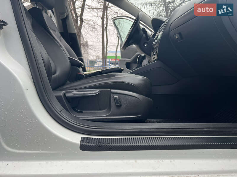 Седан Volkswagen Jetta 2014 в Одессе фото 20 Седан Volkswagen Jetta 2014 в Одессе