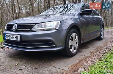 Седан Volkswagen Jetta 2015 в Запорожье
