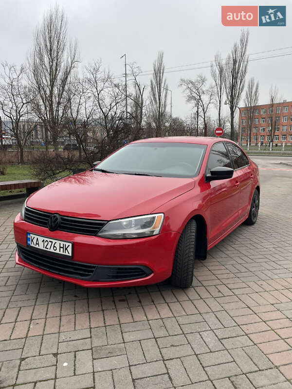 Volkswagen Jetta 2013