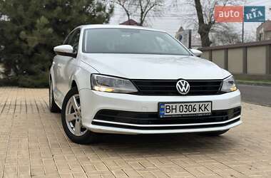 Седан Volkswagen Jetta 2016 в Одесі
