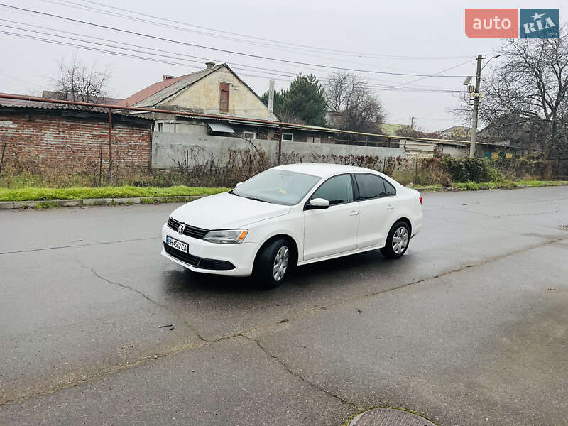 Volkswagen Jetta 2014