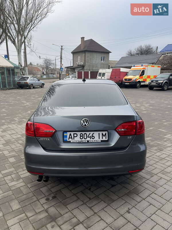 Седан Volkswagen Jetta 2014 в Запоріжжі