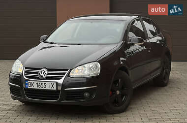 Седан Volkswagen Jetta 2007 в Рівному