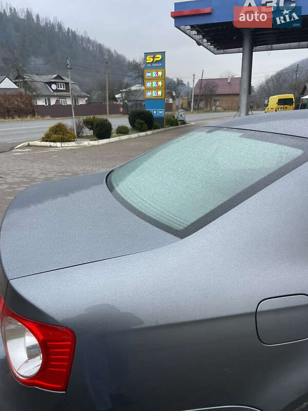 Седан Volkswagen Jetta 2006 в Косове