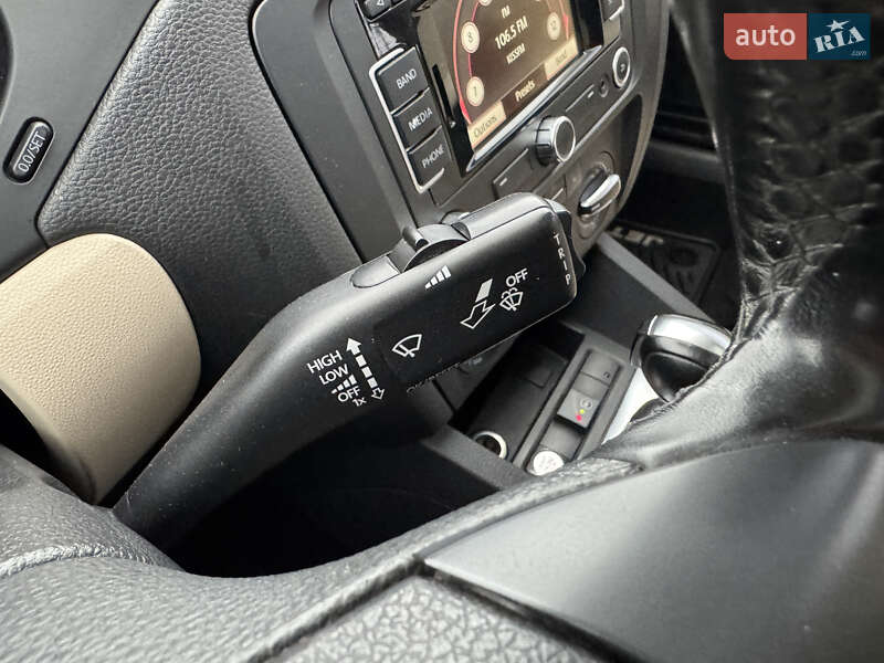 Седан Volkswagen Jetta 2012 в Києві