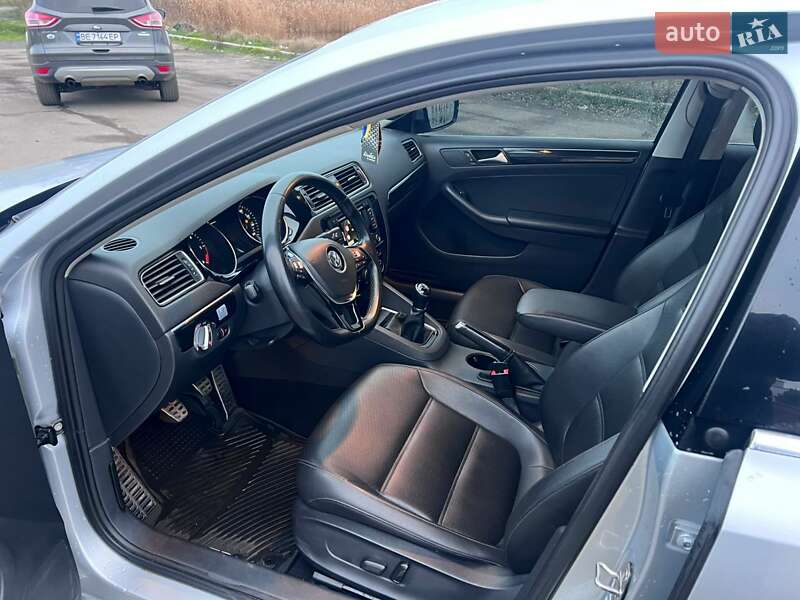 Седан Volkswagen Jetta 2015 в Николаеве фото 11 Седан Volkswagen Jetta 2015 в Николаеве
