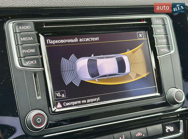 Седан Volkswagen Jetta 2016 в Киеве