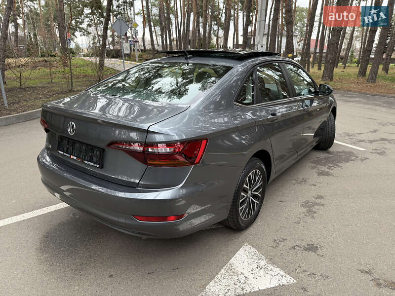Седан Volkswagen Jetta 2018 в Білогородці