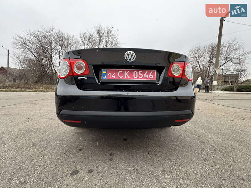 Седан Volkswagen Jetta 2008 в Запорожье