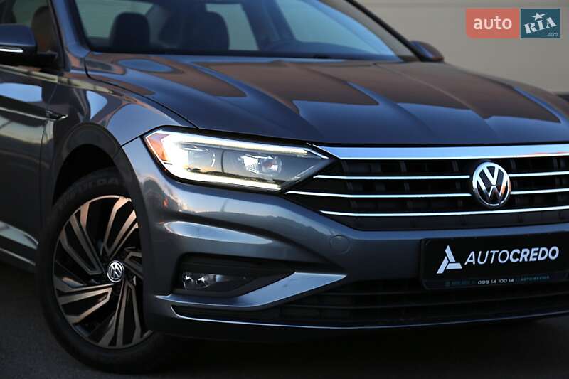 Седан Volkswagen Jetta 2018 в Києві