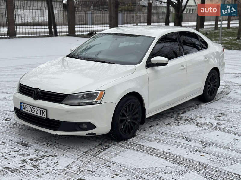 Седан Volkswagen Jetta 2013 в Кам'янському