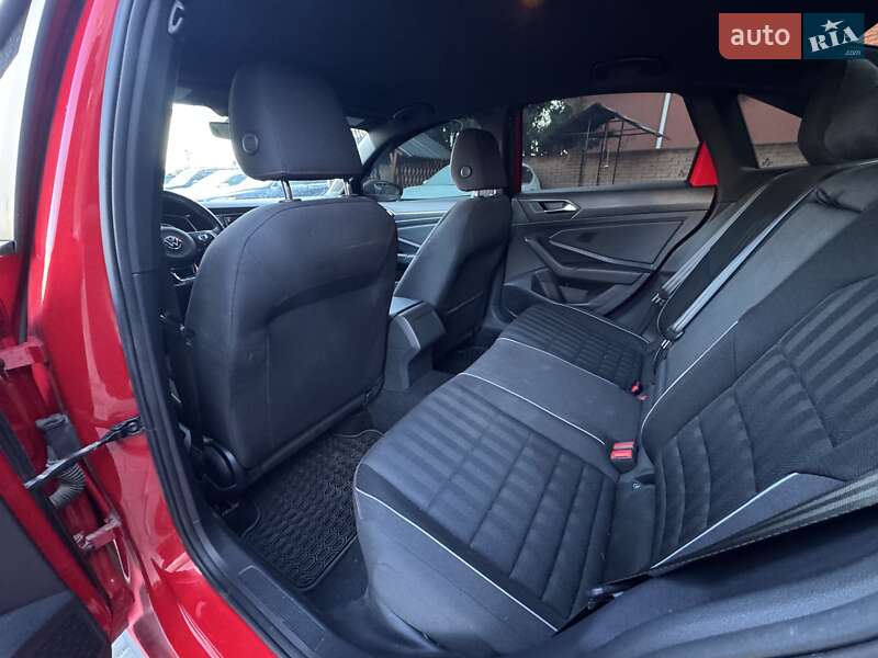 Седан Volkswagen Jetta 2020 в Виннице