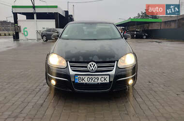 Седан Volkswagen Jetta 2008 в Львове