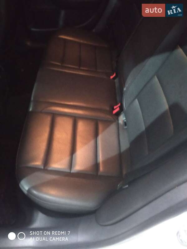 Седан Volkswagen Jetta 2009 в Харкові