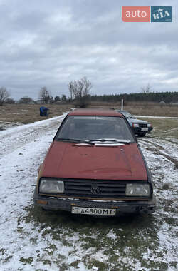 Седан Volkswagen Jetta 1988 в Володарке