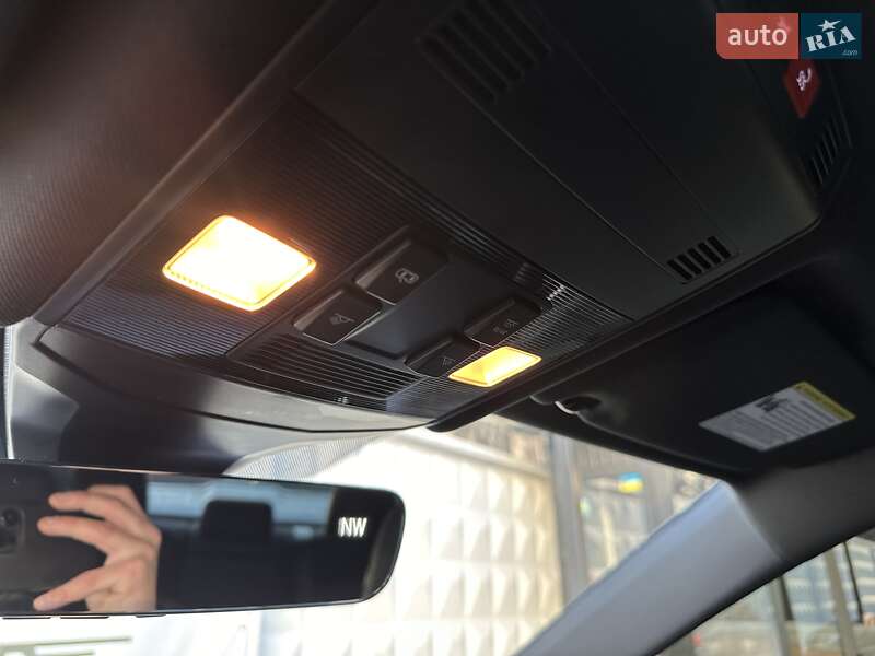 Седан Volkswagen Jetta 2023 в Киеве