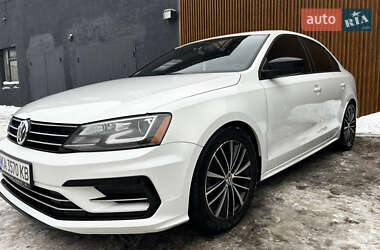 Седан Volkswagen Jetta 2015 в Сумах