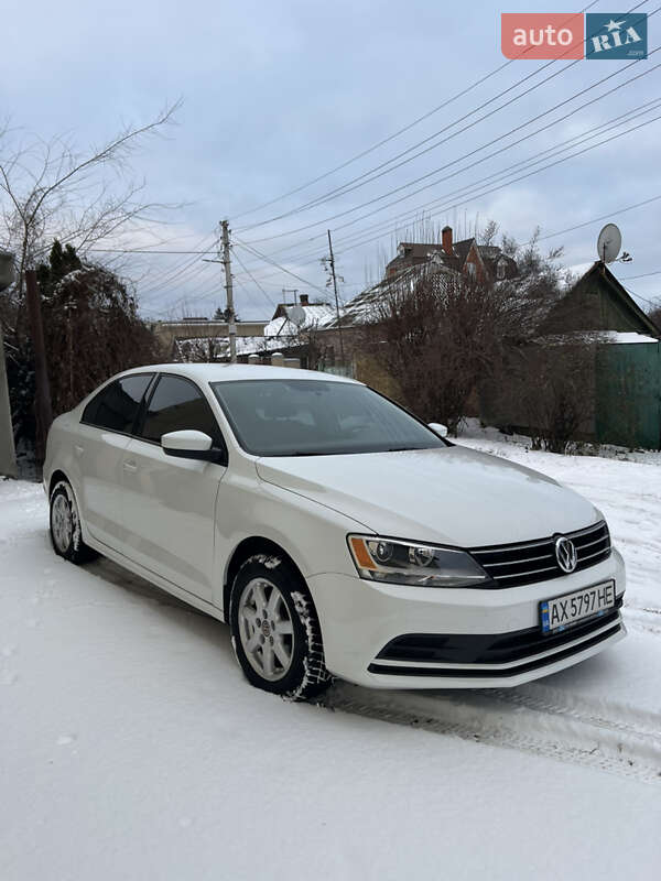 Седан Volkswagen Jetta 2016 в Харкові