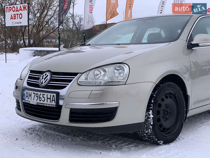 Седан Volkswagen Jetta 2005 в Бердичеві