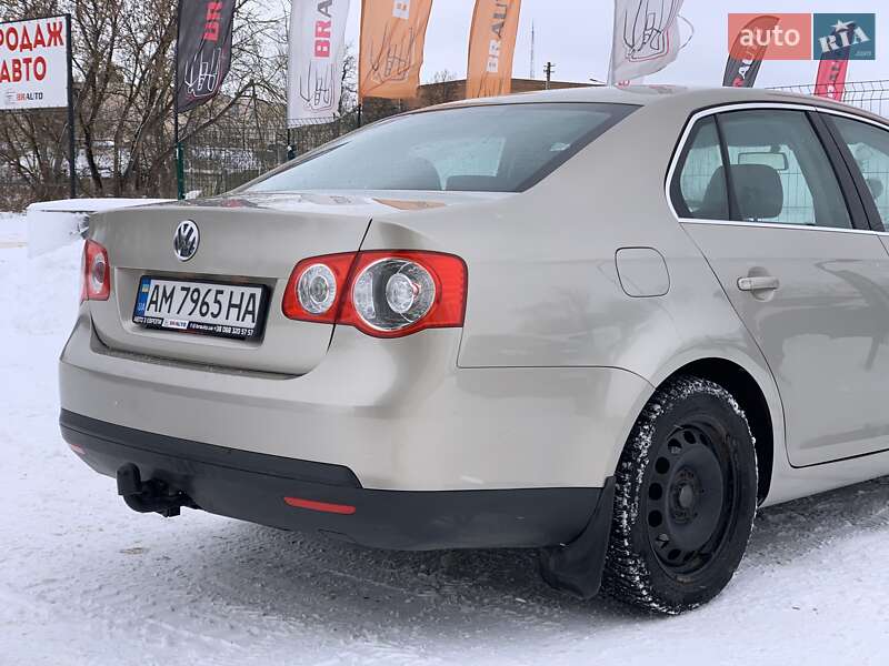 Седан Volkswagen Jetta 2005 в Бердичеві
