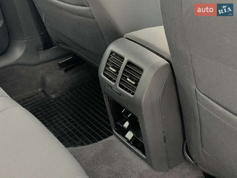 Седан Volkswagen Jetta 2005 в Бердичеві