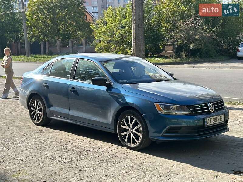 Седан Volkswagen Jetta 2016 в Івано-Франківську