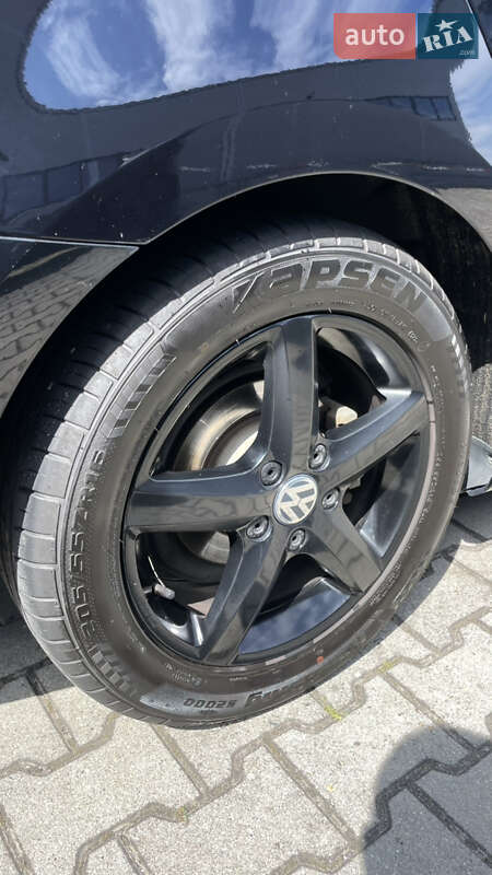 Седан Volkswagen Jetta 2016 в Києві