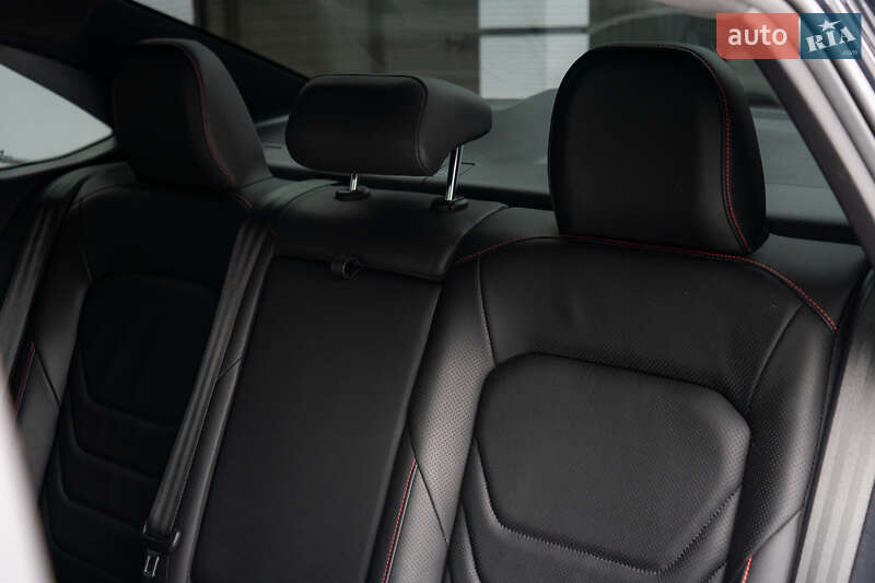 Седан Volkswagen Jetta 2021 в Києві