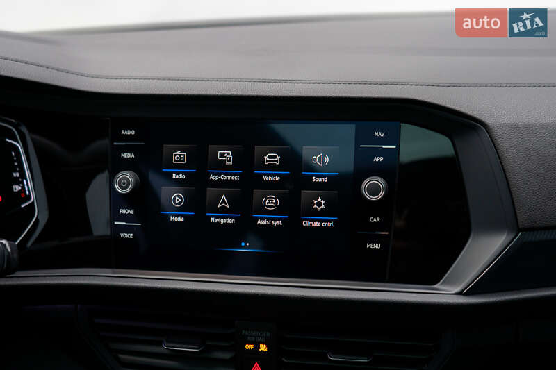 Седан Volkswagen Jetta 2021 в Києві