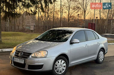 Седан Volkswagen Jetta 2006 в Луцке