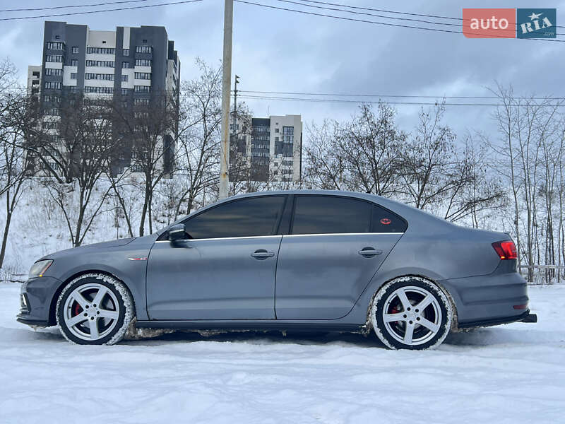 Седан Volkswagen Jetta 2017 в Харкові