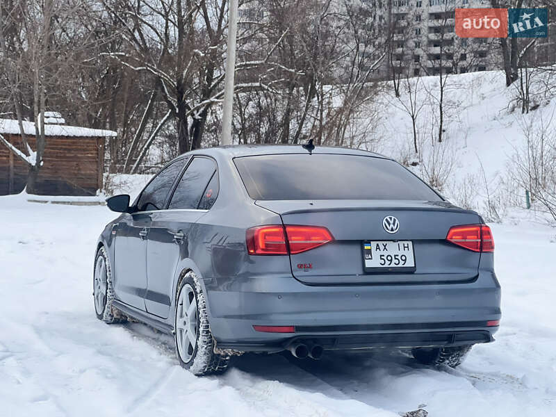Седан Volkswagen Jetta 2017 в Харкові