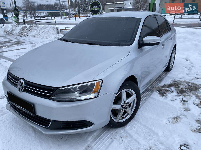 Volkswagen Jetta 2011