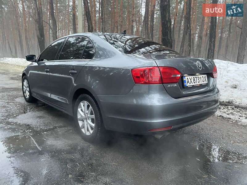 Седан Volkswagen Jetta 2014 в Харкові