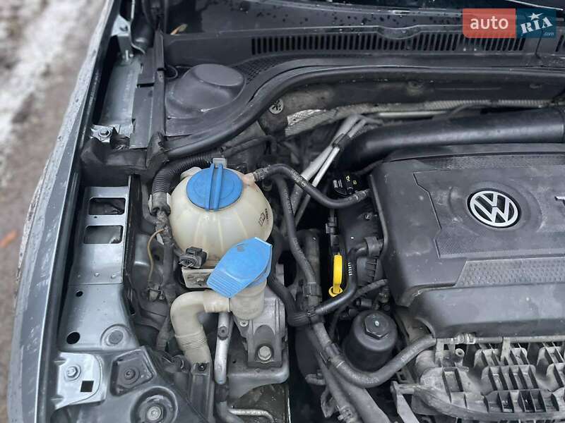 Седан Volkswagen Jetta 2014 в Харкові