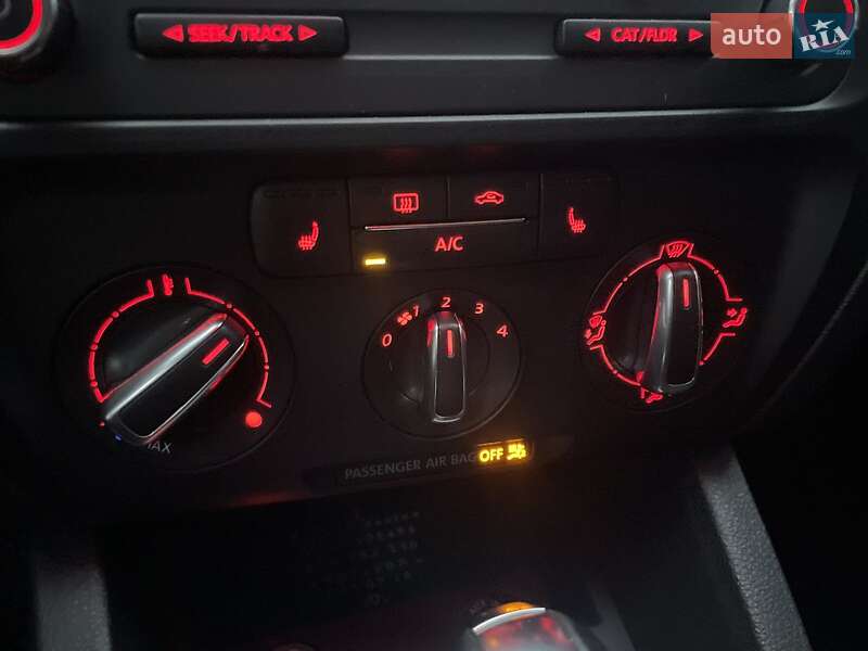 Седан Volkswagen Jetta 2014 в Харкові