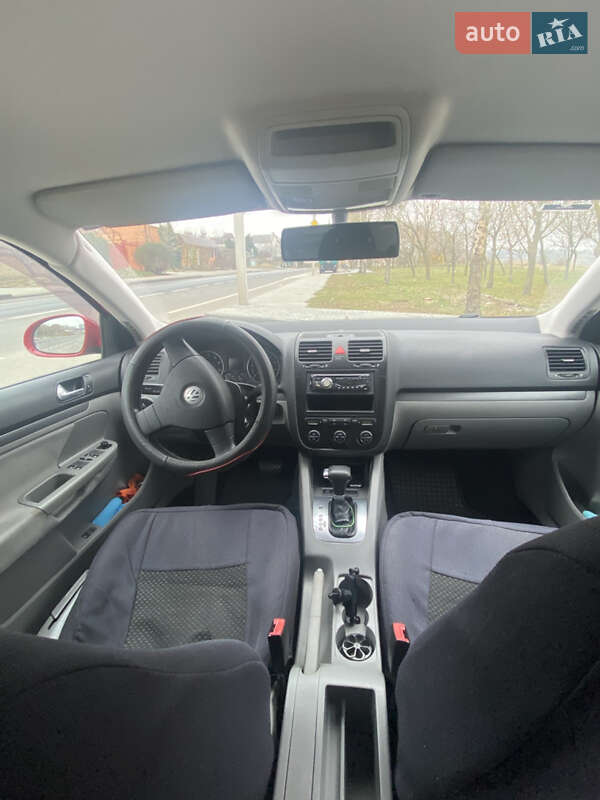 Седан Volkswagen Jetta 2007 в Миколаєві