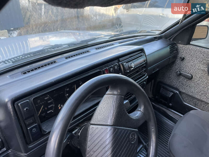 Седан Volkswagen Jetta 1988 в Трускавце