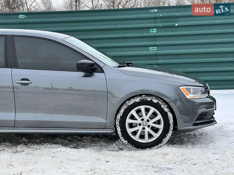 Седан Volkswagen Jetta 2015 в Києві фото 26 Седан Volkswagen Jetta 2015 в Києві