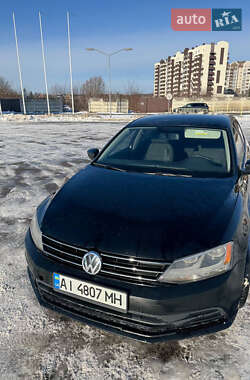 Седан Volkswagen Jetta 2015 в Києві