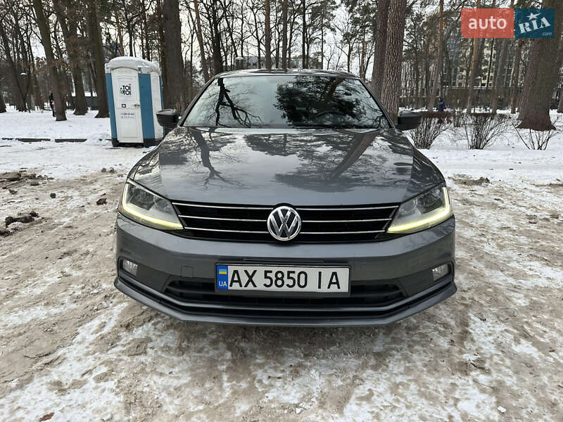 Седан Volkswagen Jetta 2017 в Ірпені