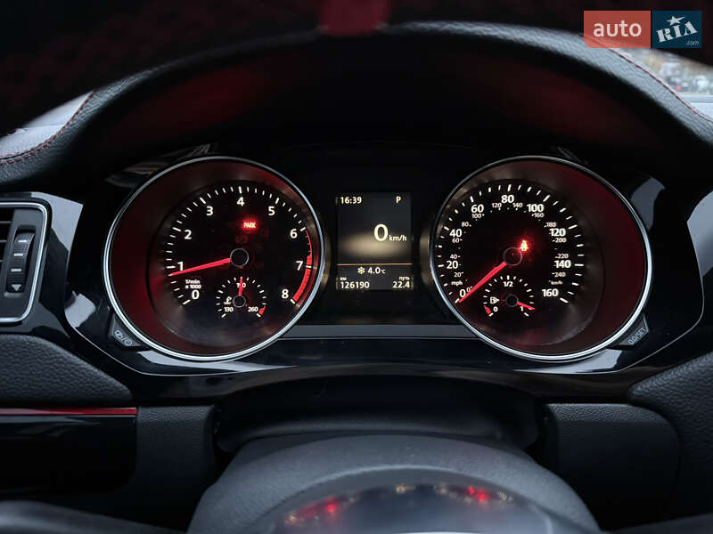 Седан Volkswagen Jetta 2016 в Запорожье