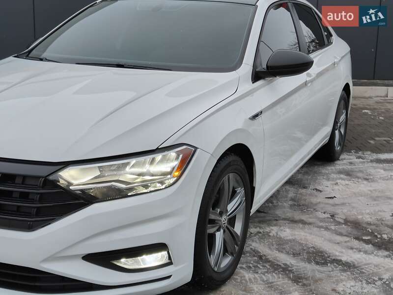 Седан Volkswagen Jetta 2019 в Кривом Роге