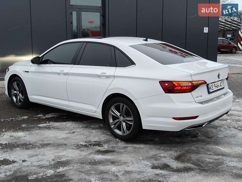 Седан Volkswagen Jetta 2019 в Кривом Роге