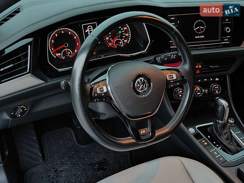 Седан Volkswagen Jetta 2019 в Кривом Роге