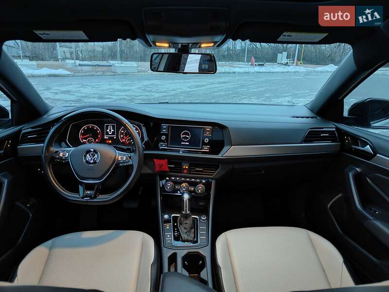 Седан Volkswagen Jetta 2019 в Кривом Роге