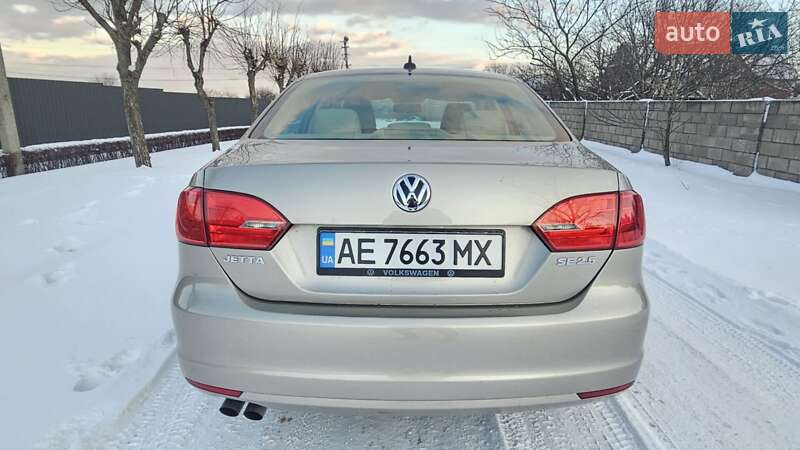 Седан Volkswagen Jetta 2013 в Каменском фото 11 Седан Volkswagen Jetta 2013 в Каменском