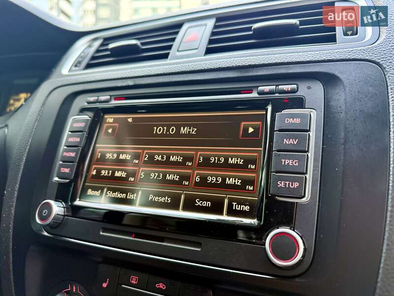 Седан Volkswagen Jetta 2013 в Одессе