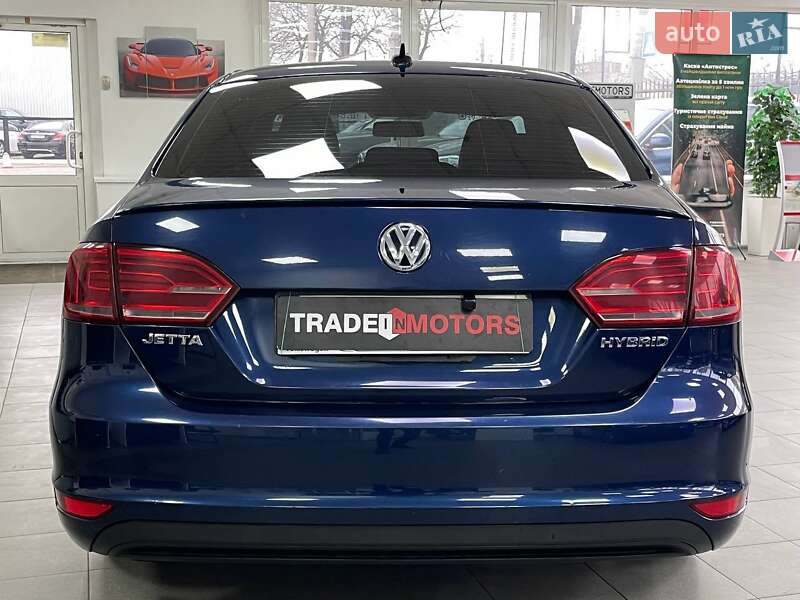 Седан Volkswagen Jetta 2013 в Киеве фото 11 Седан Volkswagen Jetta 2013 в Киеве