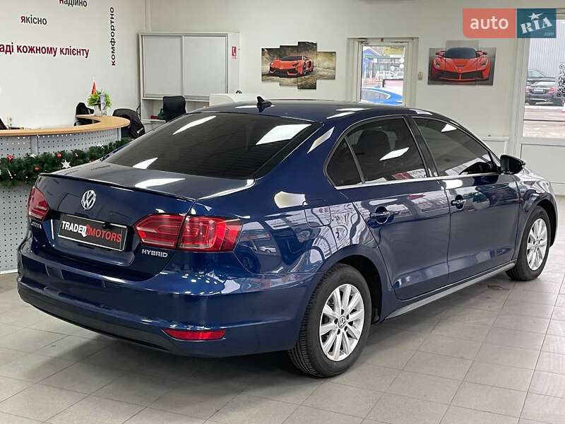 Седан Volkswagen Jetta 2013 в Киеве фото 14 Седан Volkswagen Jetta 2013 в Киеве